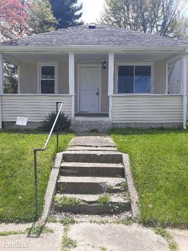 Main picture of 128 E Oakside St