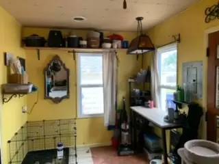 Main picture of 116 E 16th St