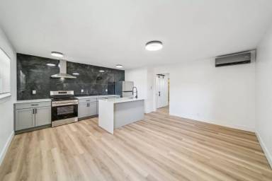 Main picture of 1314 S Quincy Ave