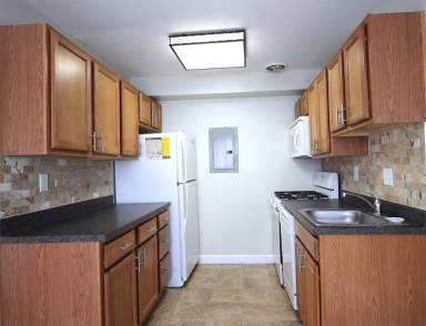 Main picture of 5458 85th Ave