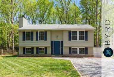 Main picture of 2411 Carriage Creek Rd