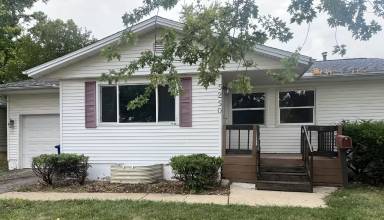 Main picture of 5250 Harbet Ave NW