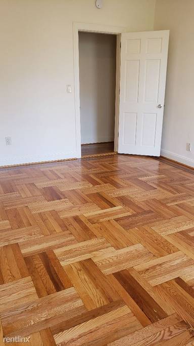 Main picture of 86 Bay 26th St