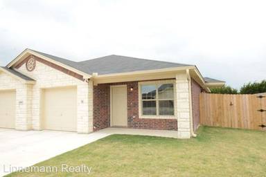 Main picture of 4601 Cambridge Dr