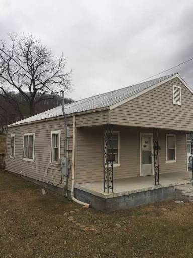 Main picture of 1107 E Main St