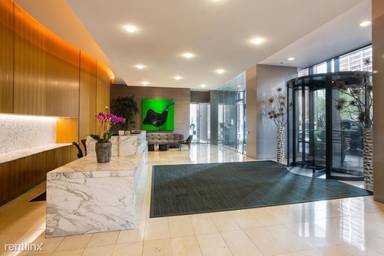 Main picture of 300 E Randolph St