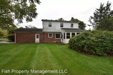 Main picture of 118 E Steele Ford Rd