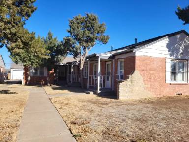 Main picture of 1210 SW 10th Ave
