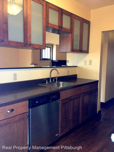 Main picture of 7651 Highland Ave