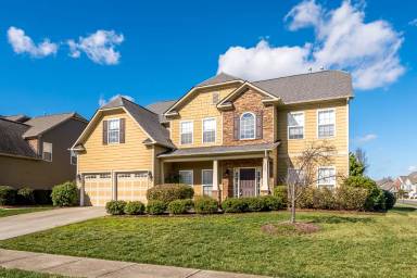 Main picture of 1007 Emerson Ln