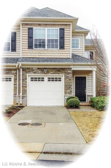 Main picture of 202 Braemar Crk