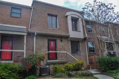 Main picture of 1714 Dogwood Dr
