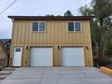 Main picture of 210 N Elden St