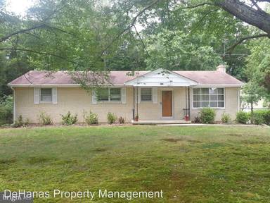 Main picture of 6307 Teresa Ln