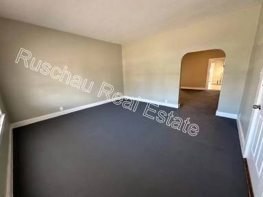 Main picture of 420 Boltin St