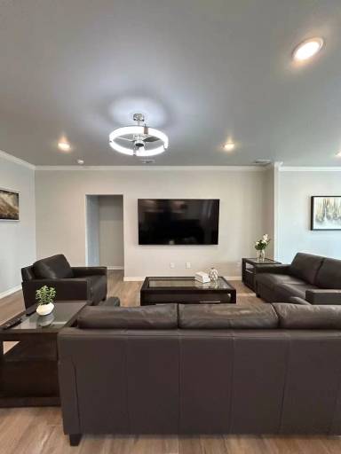 Main picture of 2032 Twin Falls Dr