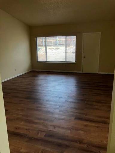 Main picture of 3550 Rocky Knoll Dr