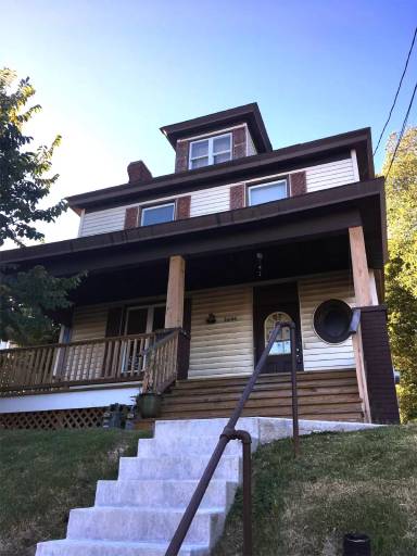 Main picture of 2646 Broadway Ave