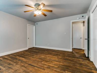 Main picture of 4200 Springlake Dr