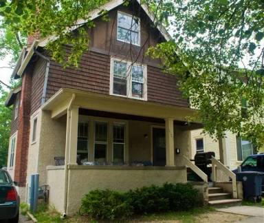 Main picture of 1030-1032 Michigan Ave