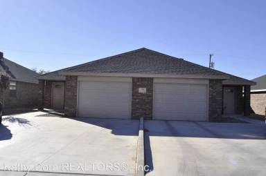 Main picture of 112 Gayland Dr