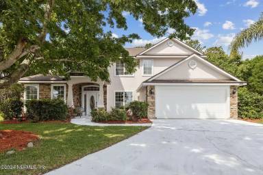 Main picture of 3684 Shady Woods St S