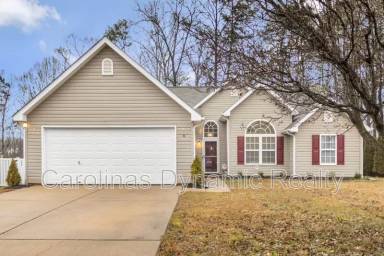 Main picture of 530 Stonehenge Dr
