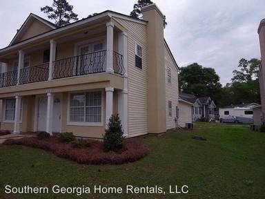Main picture of 112 Courtyard Dr