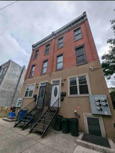 Main picture of 1630 W Susquehanna Ave