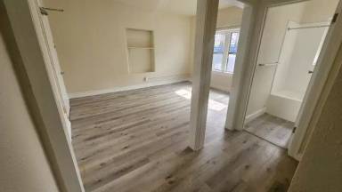 Main picture of 844 S Westlake Ave