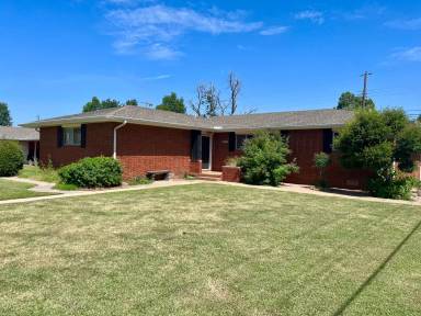 Main picture of 7501 NW 28th St