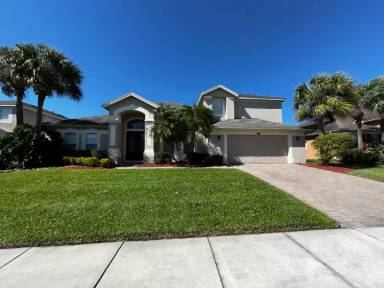 Main picture of 13613 Larsen Ln