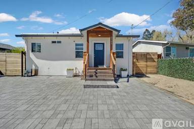 Main picture of 2103 Hillside Ave