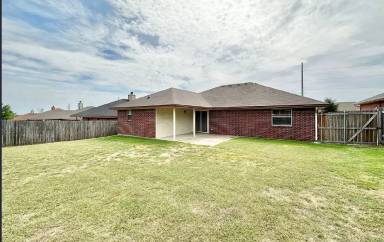 Main picture of 4405 Hondo Dr