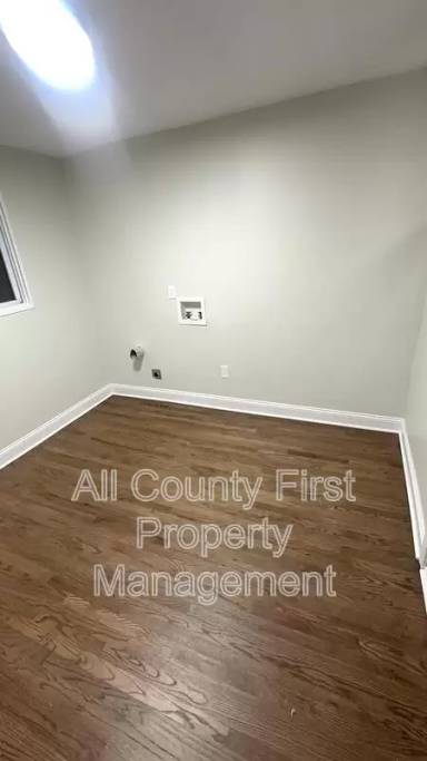 Main picture of 2194 Tilson Cir