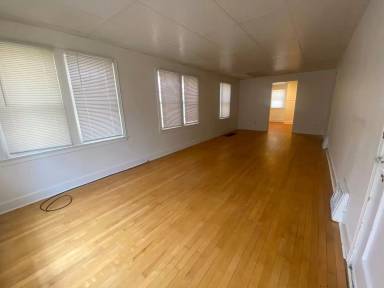 Main picture of 1023 4th Ave S