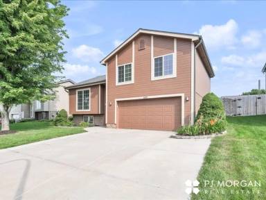 Main picture of 16872 Larimore Ave