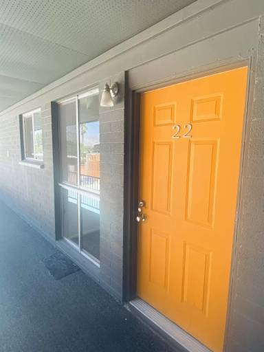 Main picture of 5770 E 10th St