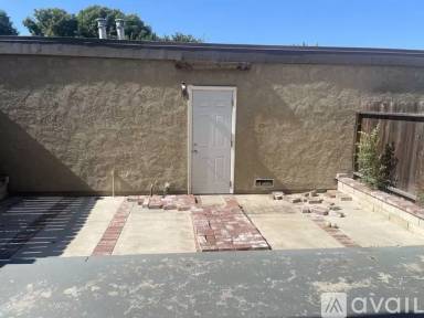 Main picture of 5200 Dover Dr