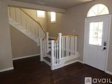 Main picture of 27035 Edgewater Ln