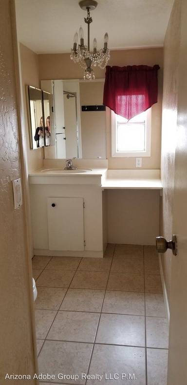 Main picture of 3661 E Western Dr