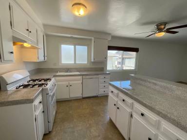 Main picture of 17081 Evergreen Cir