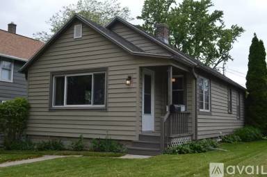Main picture of 128 S Hartwell Ave