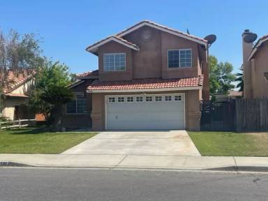 Main picture of 7501 Canyon Clover Dr