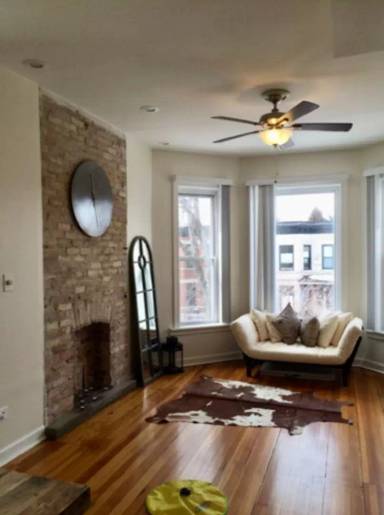 Main picture of 2519 N Francisco Ave