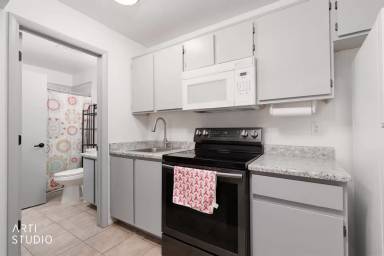 Main picture of Smokey Lane Condominiums