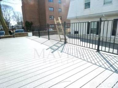 Main picture of 200 Highland Ave