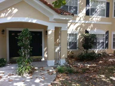 Main picture of 323 Arbor Lakes Cir