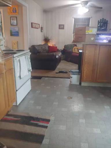 Main picture of 50 McCrea St