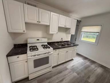 Main picture of 15615 Lotus Dr
